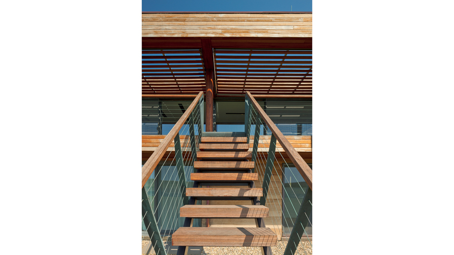 EXTERIOR STAIRS